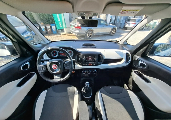 Fiat 500L cena 44900 przebieg: 72000, rok produkcji 2016 z Krotoszyn małe 301